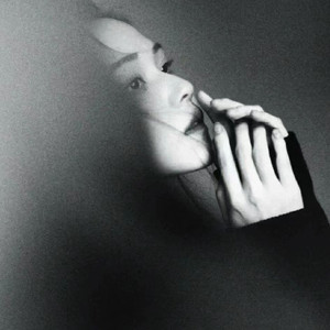 美女露大胸性教育
